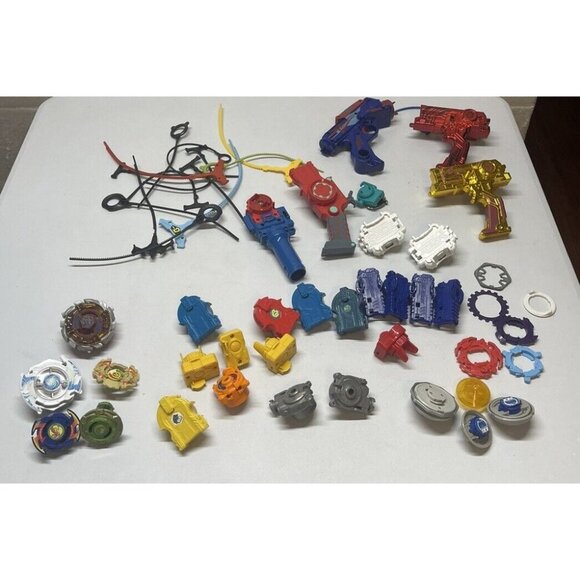 Lot of BeyBlade Toys Launchers, Rip Cords, Dranzer-S & More Parts & Pieces - Picture 1 of 16